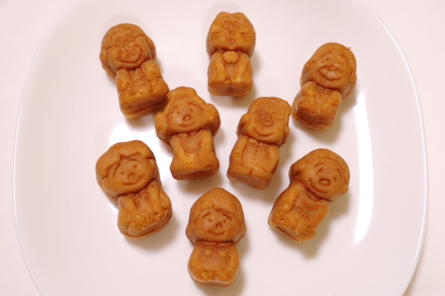  はとバス　サザエさんファミリーケーキ　　（メープル味）