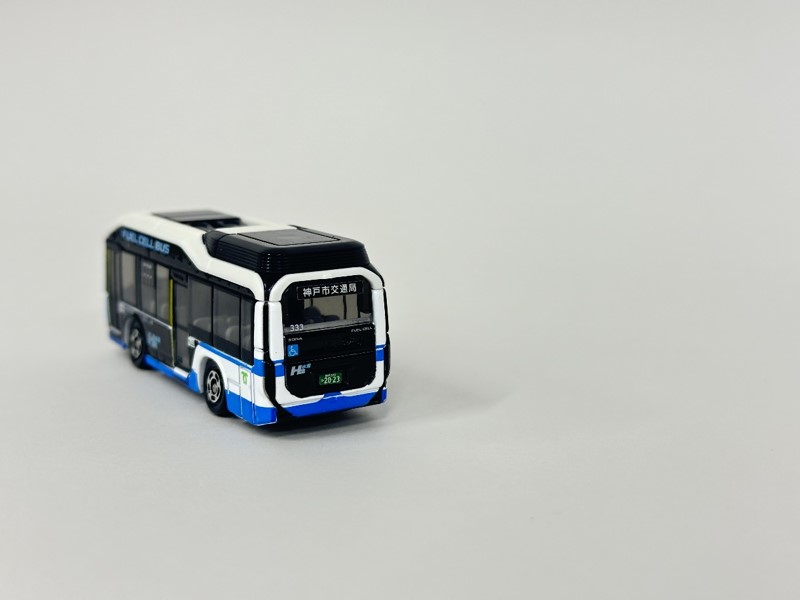 神戸市交通局オリジナルトミカ「水素バス（燃料電池バス）」